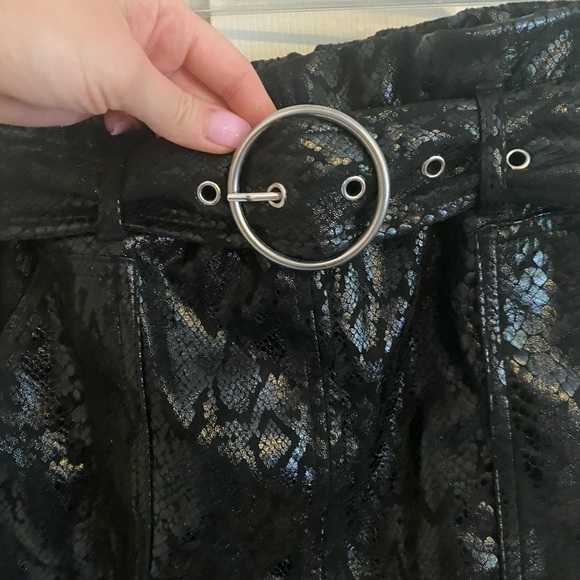 Paper Bag Faux Leather Skirt - Picture 4 of 7